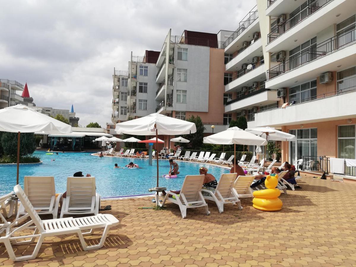 Apartment Daisy Grand Kamelia Солнечный берег Экстерьер фото