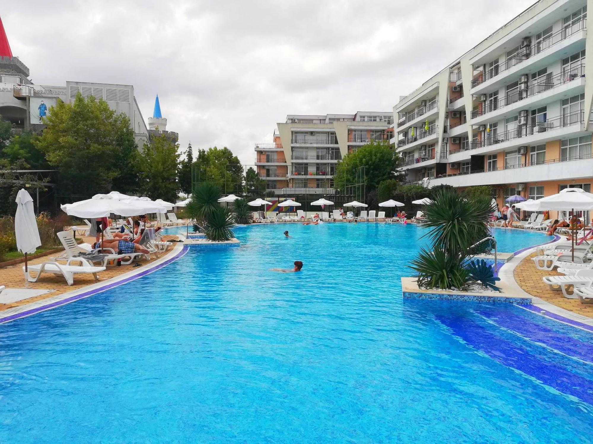 Apartment Daisy Grand Kamelia Солнечный берег Экстерьер фото